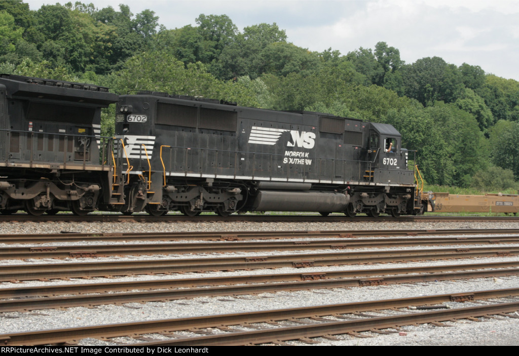 NS 6702